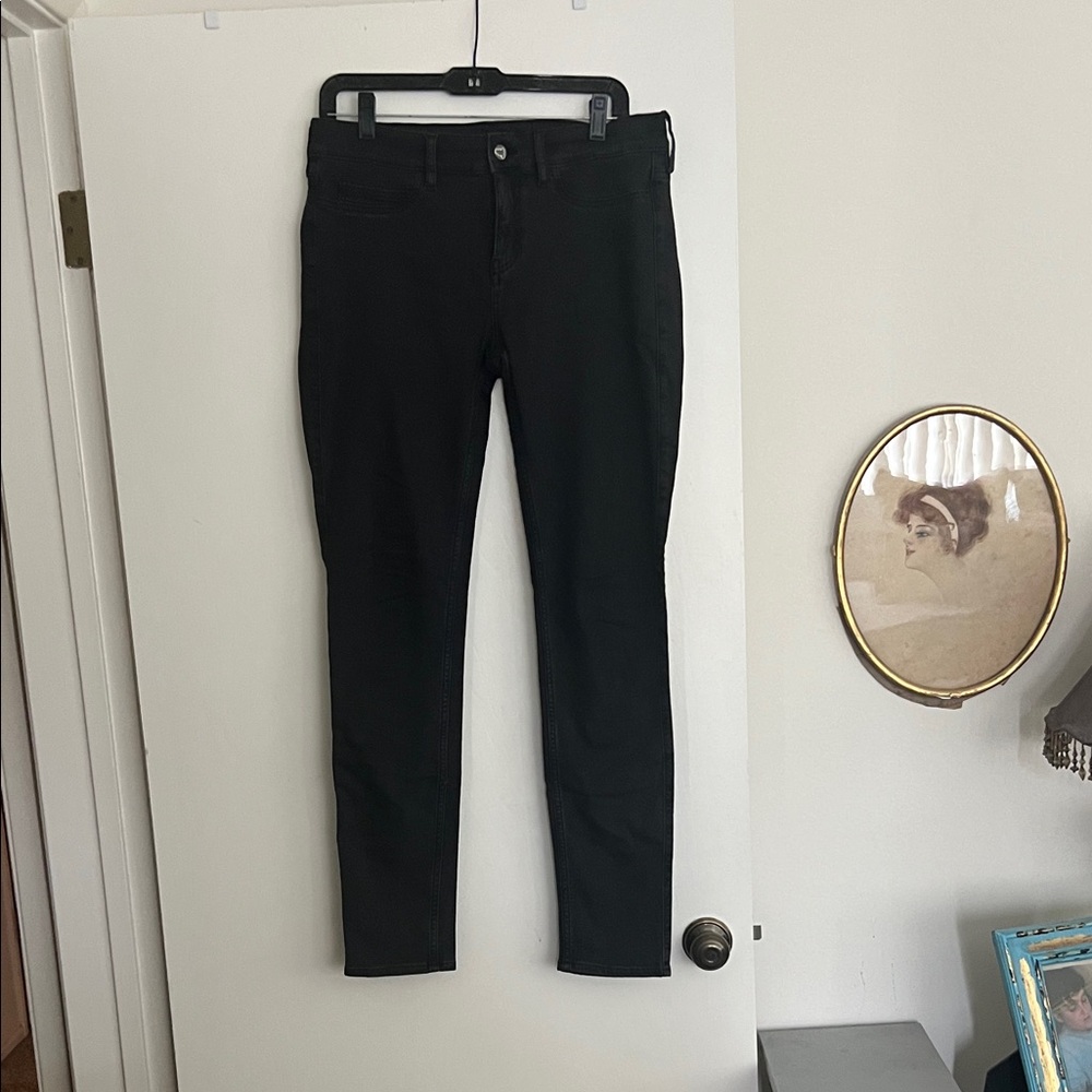 Women's Black Skinny Jeans